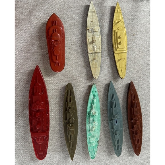 Set Of (8) Vintage 1950s Plastic Battleships Read Description Please‎ - Picture 1 of 9